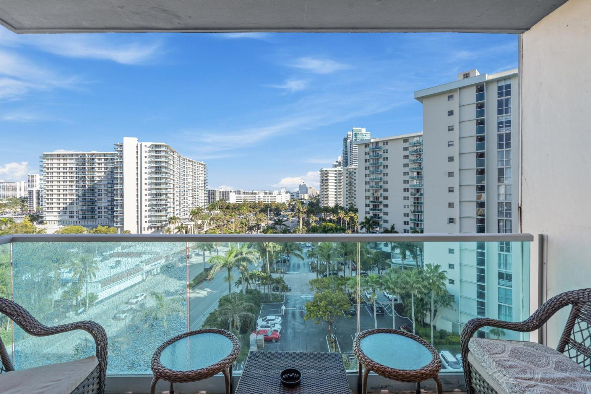 Great Apartment With Beach Access Hollywood Esterno foto